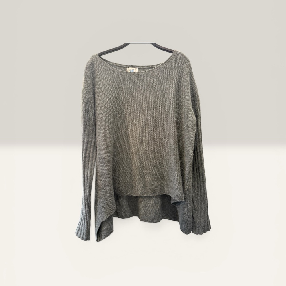 Portolano Gray Scoop Neck High-Low Knit Sweater